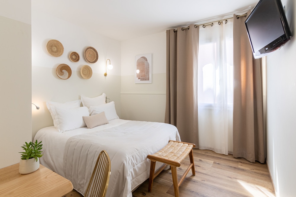 Standard Double Room, Ground Floor