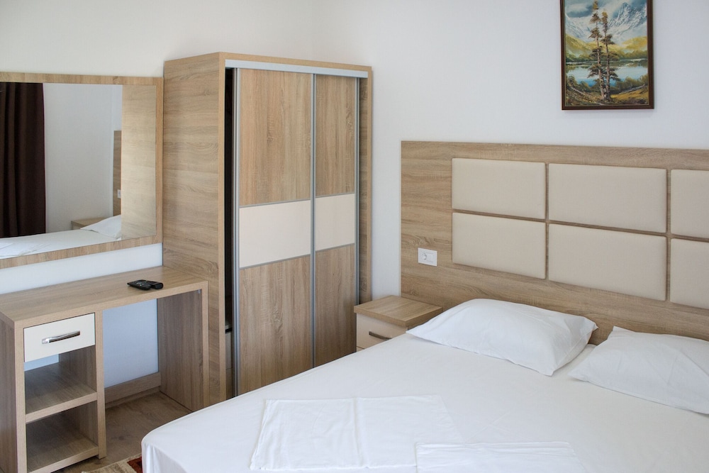 Apartment, 1 Bedroom, Balcony photo 1