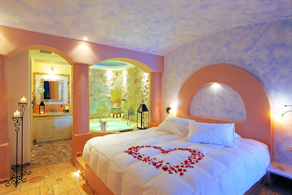 Junior Suite, Spa Bath, Sea View - Photo 1