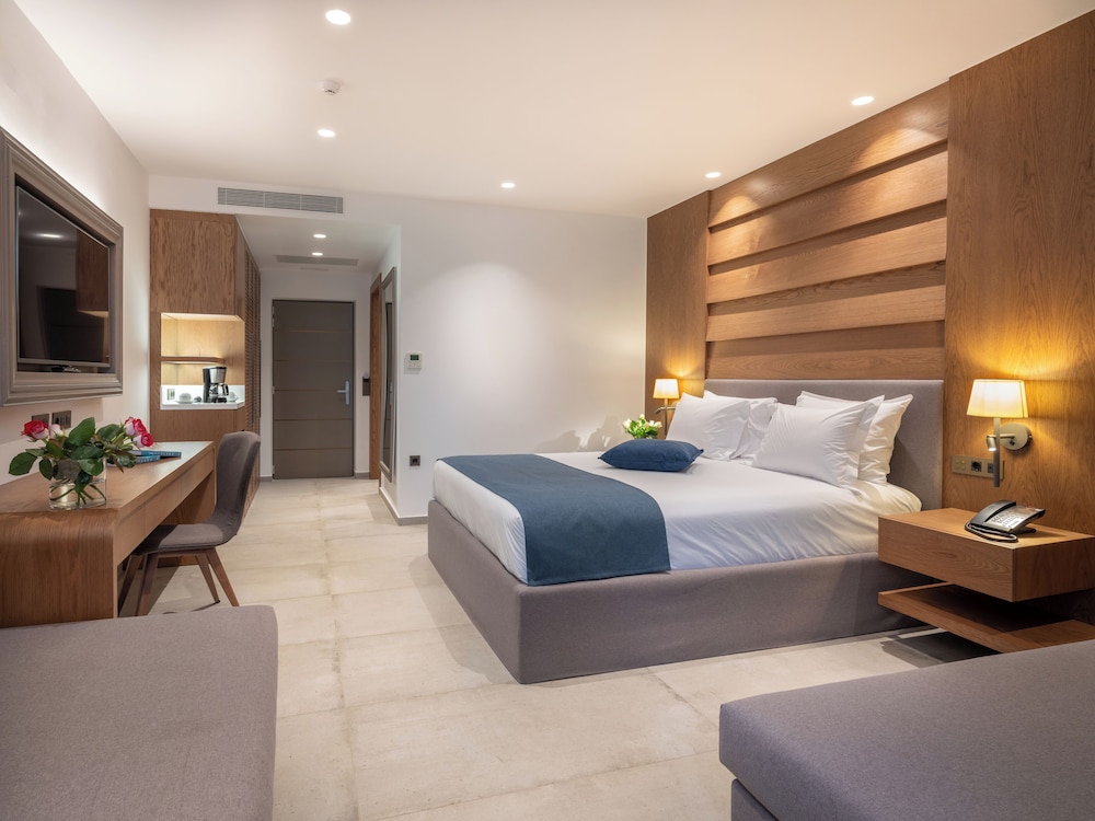 Luxury Quadruple Room, Sea View