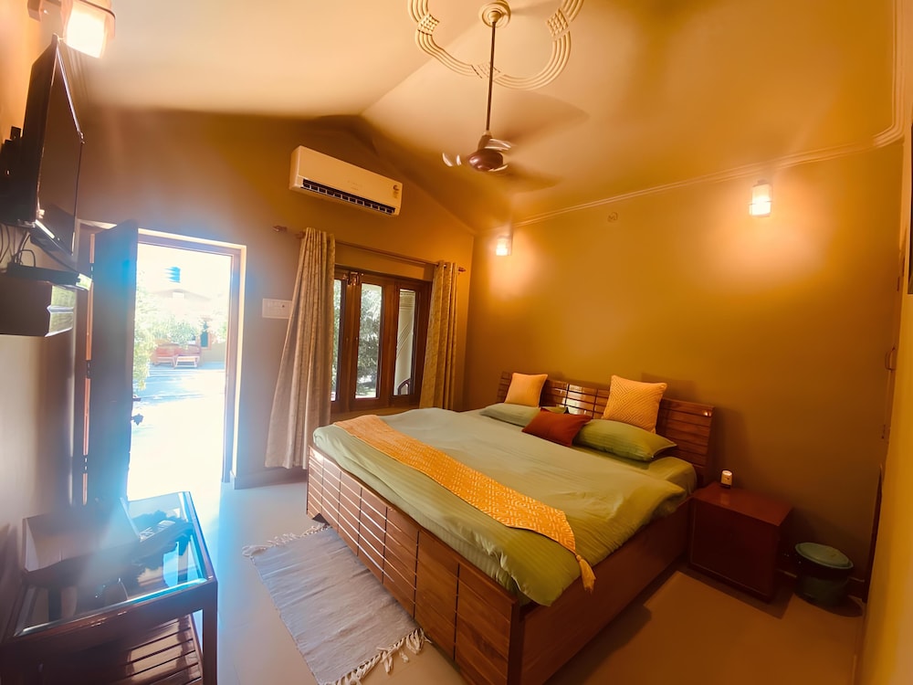 Deluxe Room, Garden View