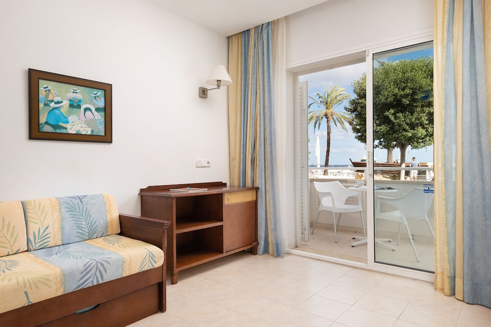 Standard Suite, Sea View photo 2