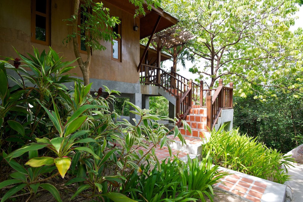 Family Garden Villa photo 2