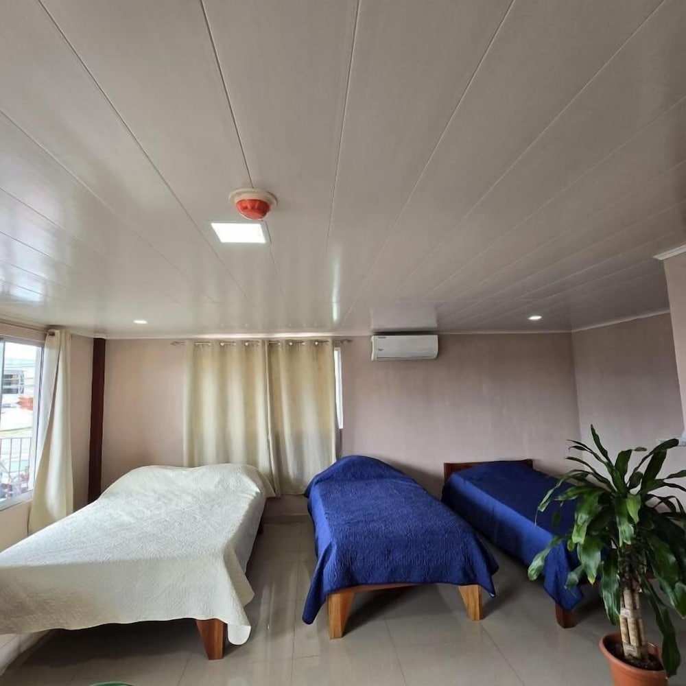 Family Quadruple Room photo 1