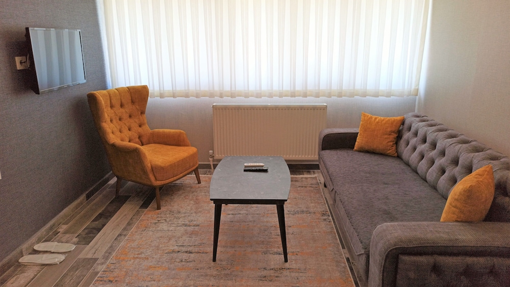 Panorama Sea View Suite photo 3
