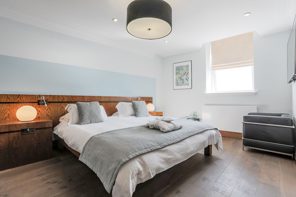 Business Room, Sea View - Photo 1
