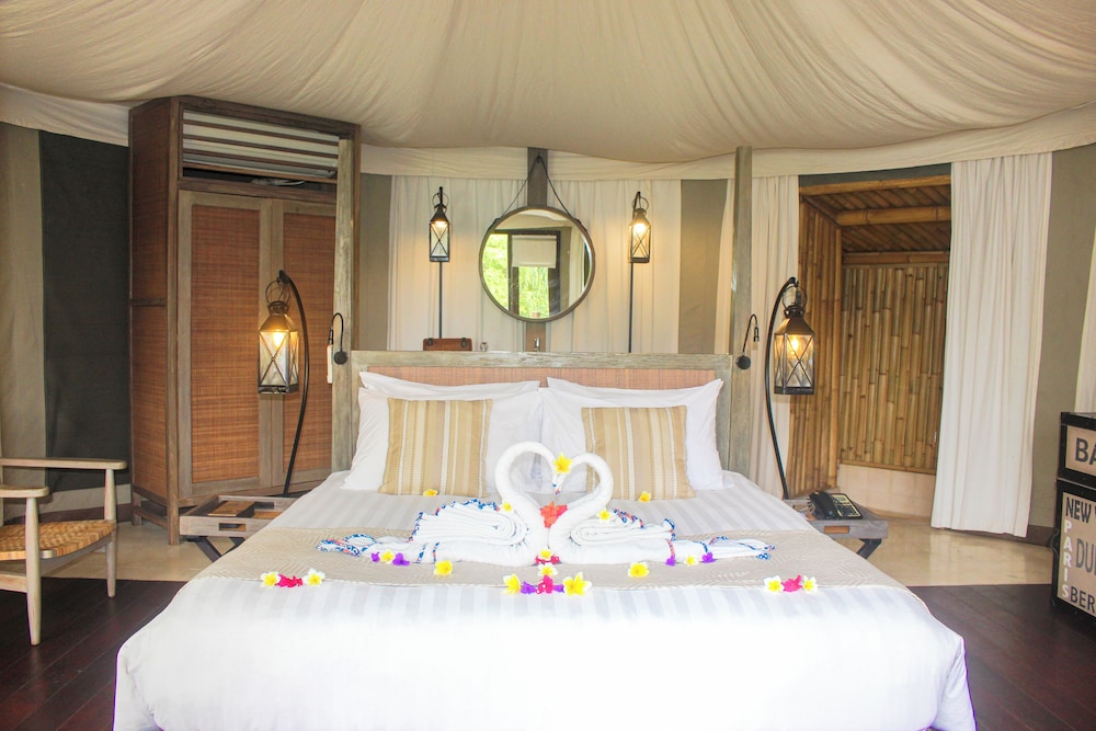 Beach Camp Tent Deluxe photo 2