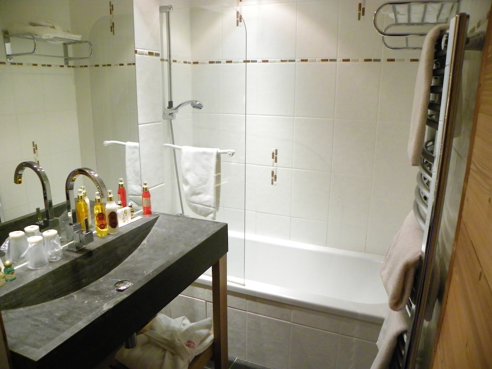 Double or Twin Room, Balcony, Mountain View - Photo 5