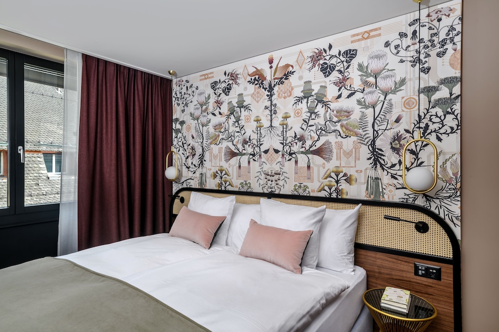 Deluxe Double Room, 1 King Bed (Grand) - Photo 7