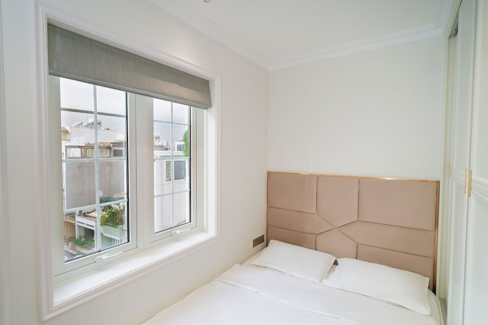 Standard Double Room, City View