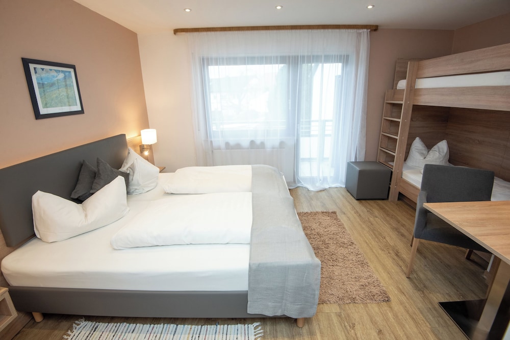 Comfort Quadruple Room
