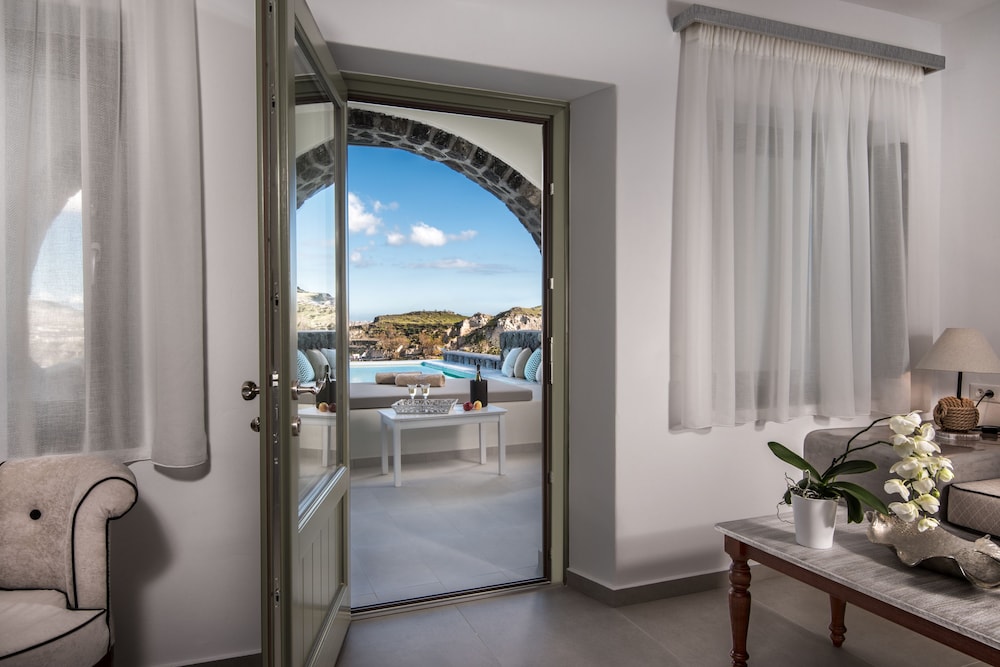 Executive Studio Suite, Private Pool, Sea View