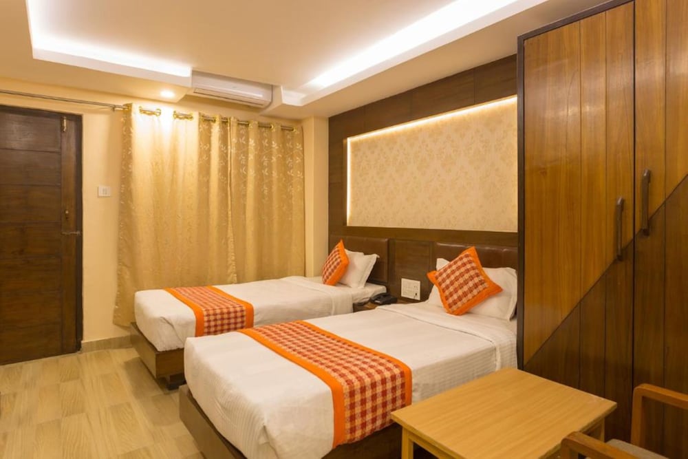 Deluxe Twin Room - Photo 3