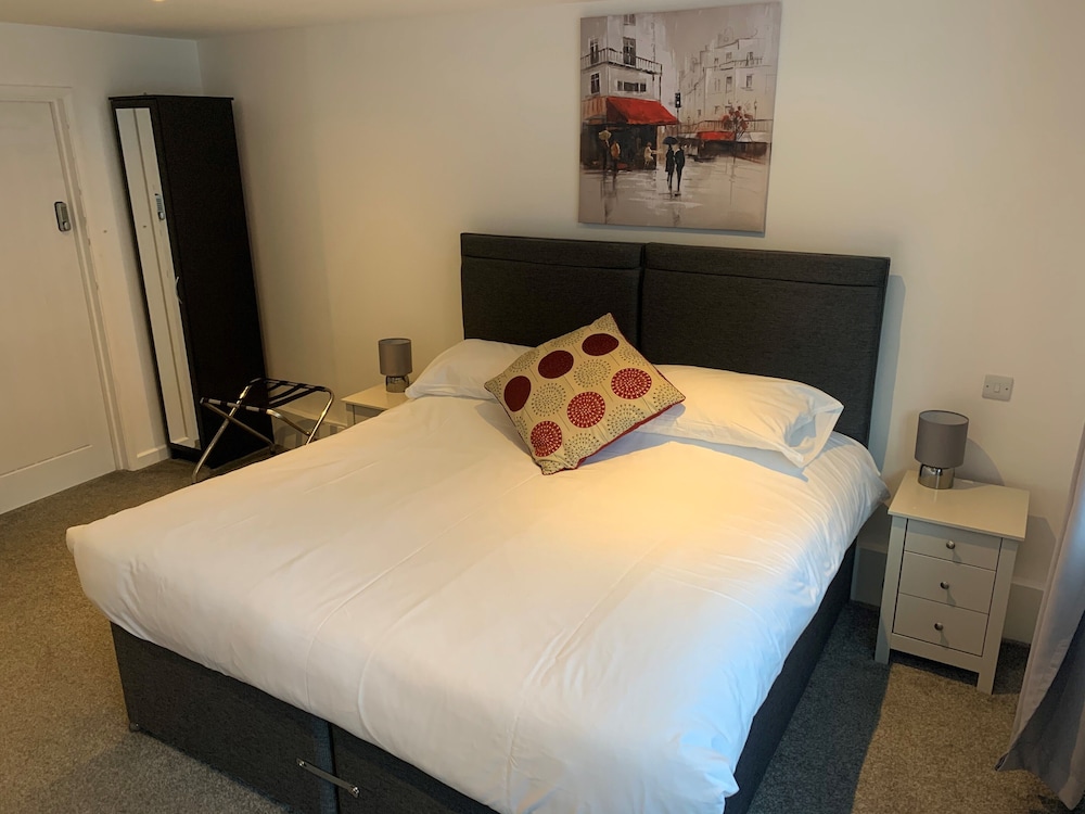 Deluxe Double or Twin Room - Photo 1