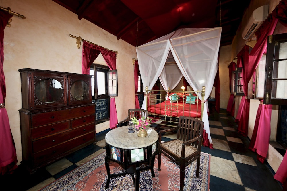 Classic Room (Seyyed)