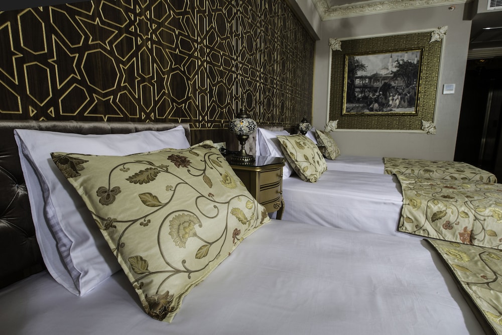Deluxe Triple Room photo 1