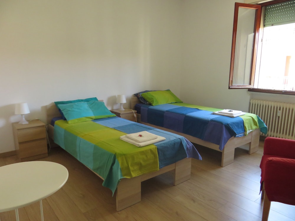 Twin Room, 2 Twin Beds