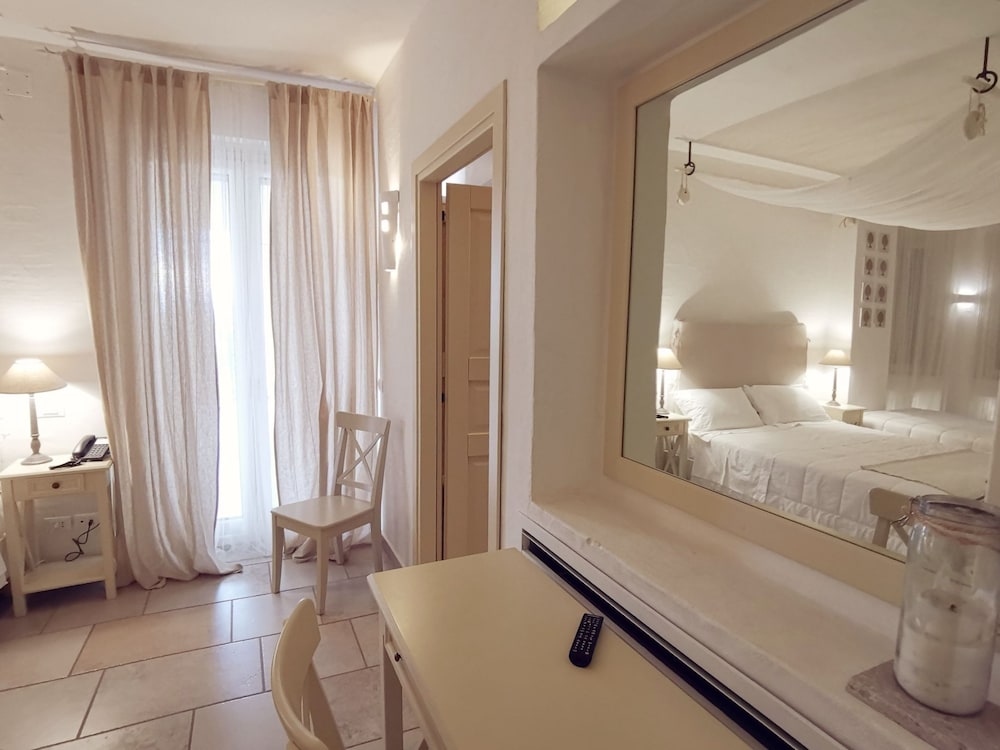 Superior Double Room, Garden View photo 2