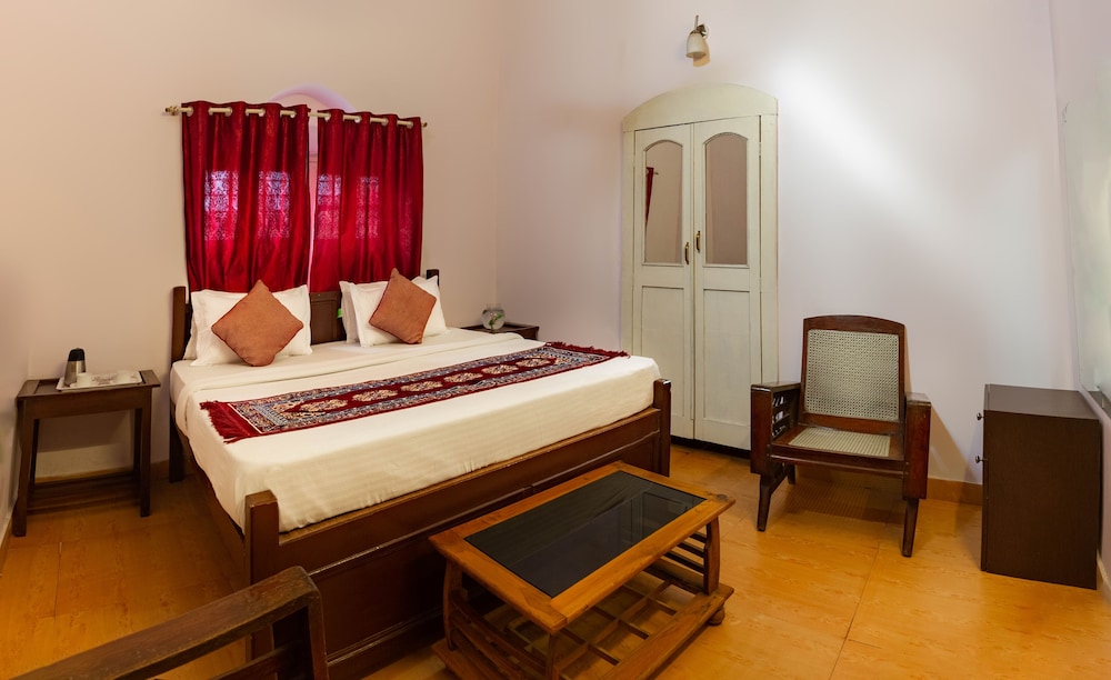 Deluxe Room (Non Ac)