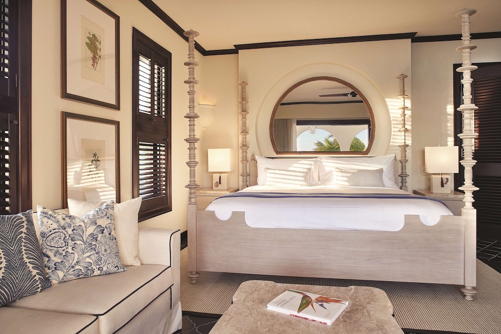 Deluxe Room, Beachfront (king)