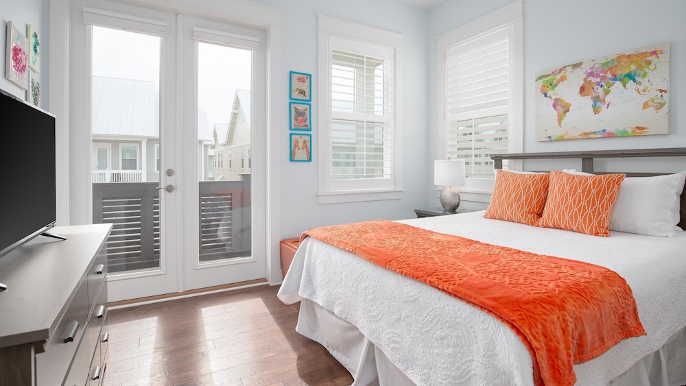 Townhome, Multiple Beds (York Lane 70c) photo 3