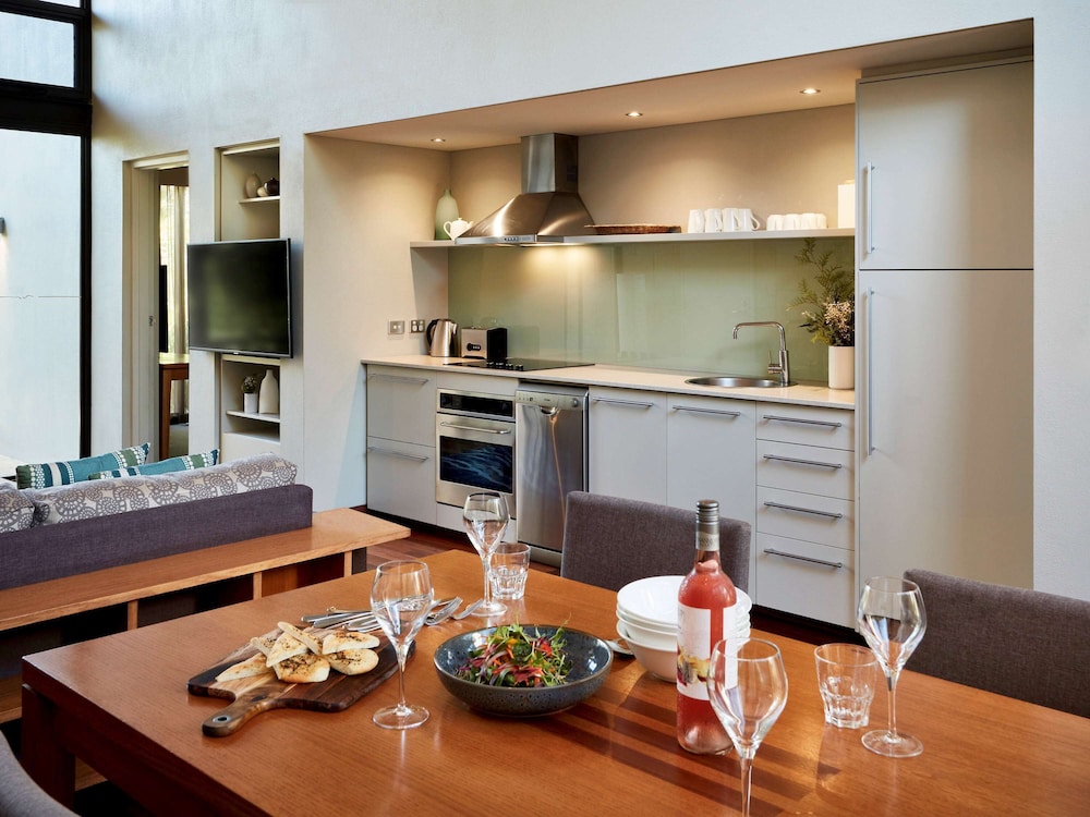 Villa, Three Bedrooms, Three Bathrooms - Photo 5