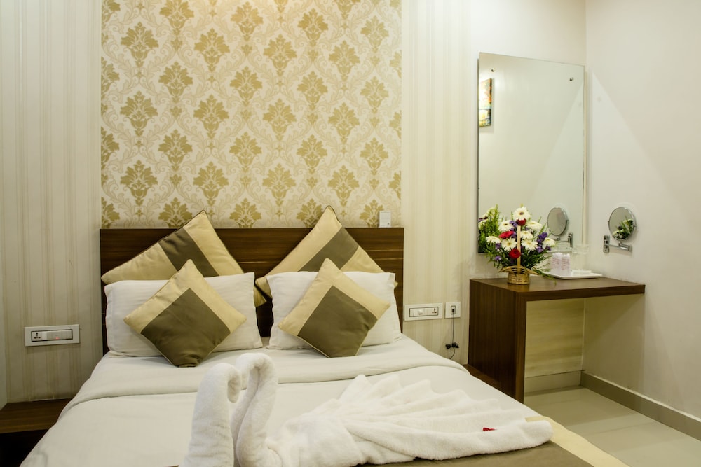 Elite Studio, 1 Double Bed, City View photo 3