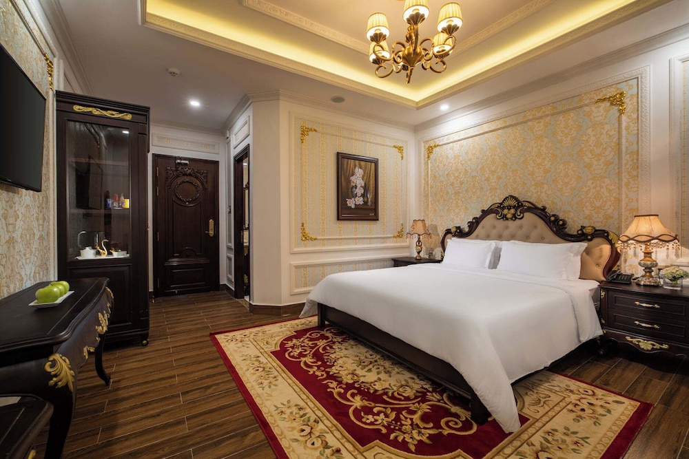 Superior Double Room (101, 103, 104, 401)