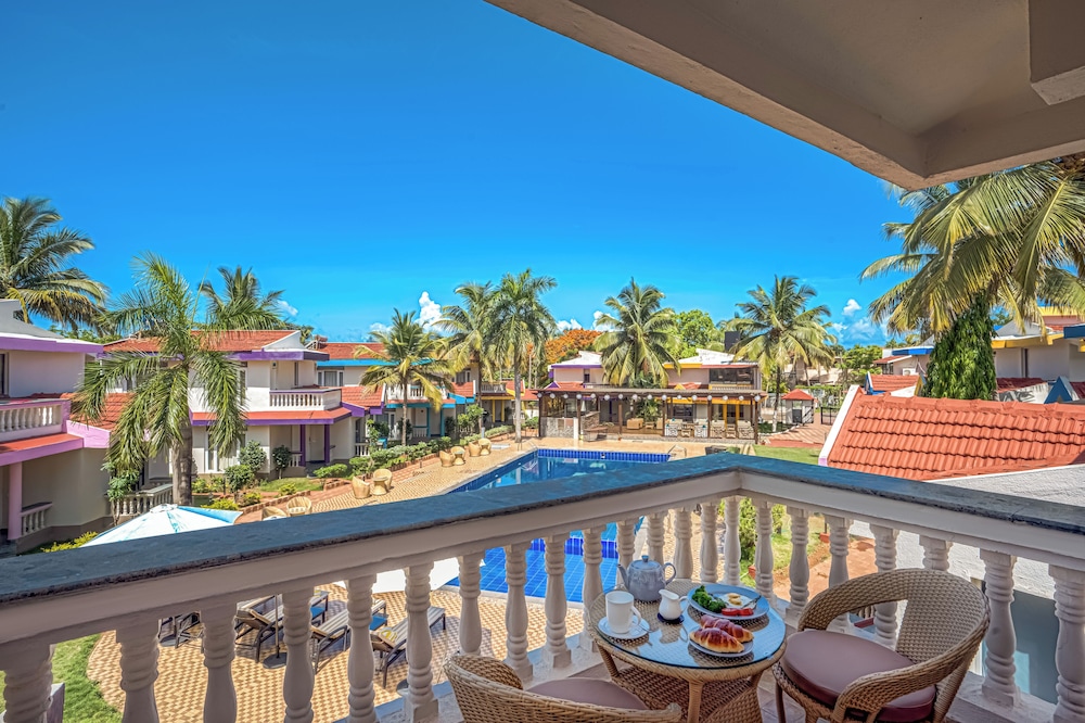 GOA CLASSIC POOL VIEW ROOM WITH BALCONY photo 3