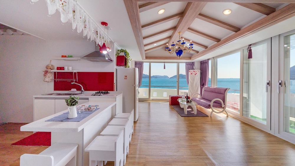 Basic Room, 1 Bedroom (Turandot 202 (Ocean view)) photo 1