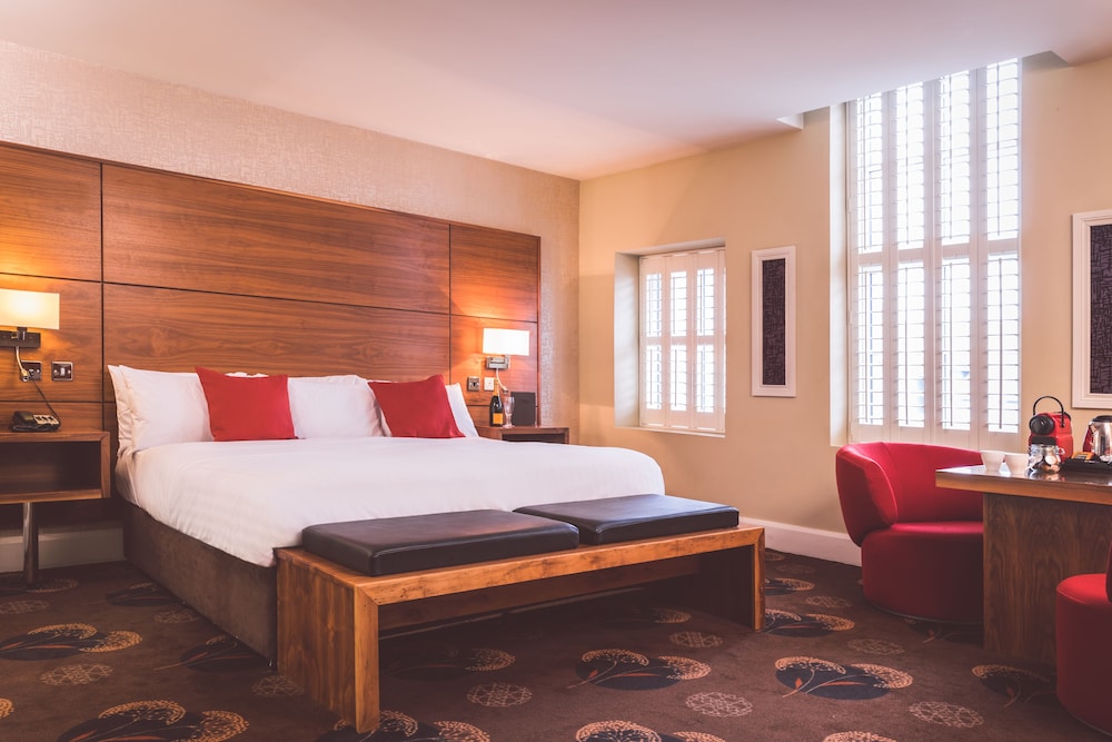 Luxury Double or Twin Room photo 1
