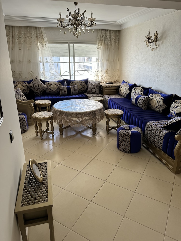 Standard Apartment, 3 Bedrooms, Pool View (G-94) photo 1