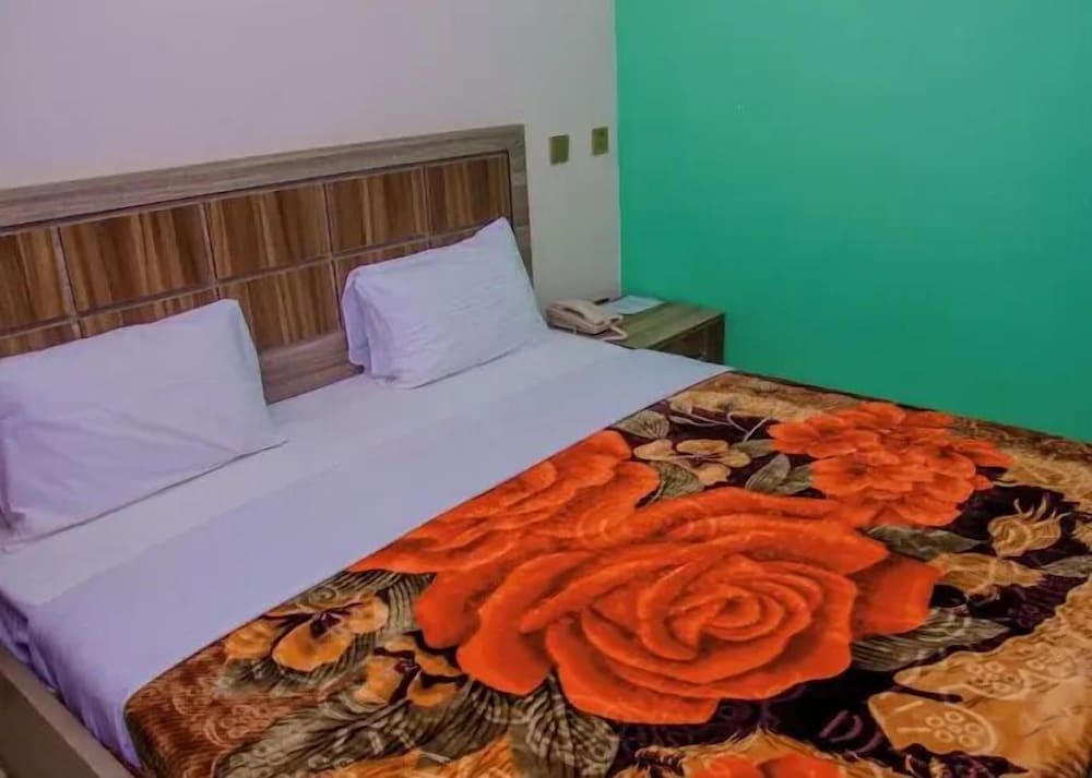 Deluxe Room, Balcony, City View photo 2