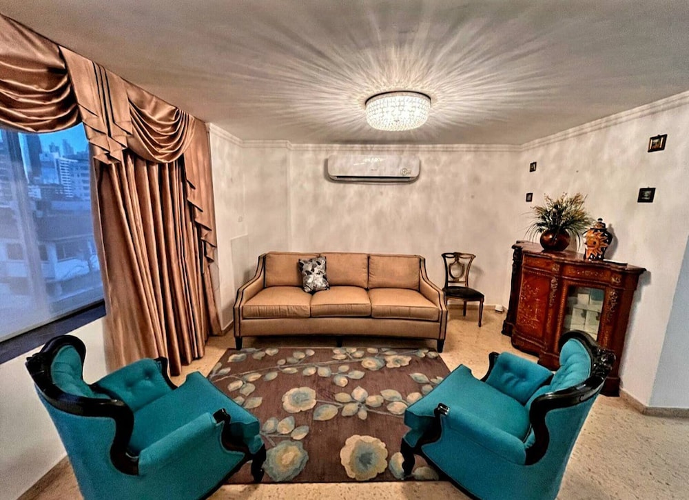 Apartment, 2 Bedrooms, Accessible, City View