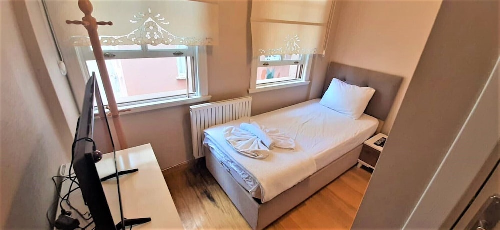 Standard Single Room photo 2