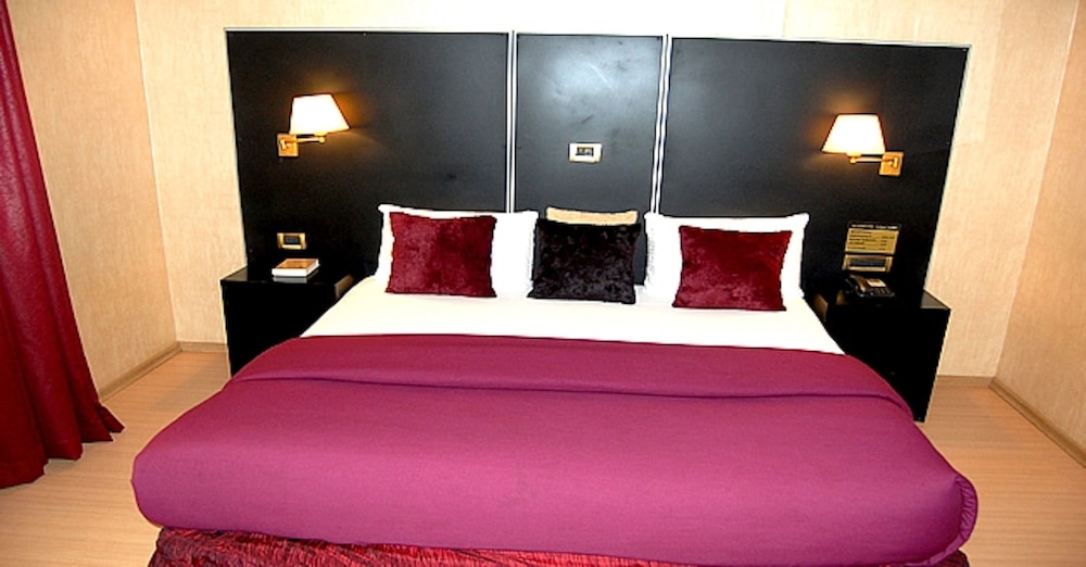 Silver Suite - Photo 1