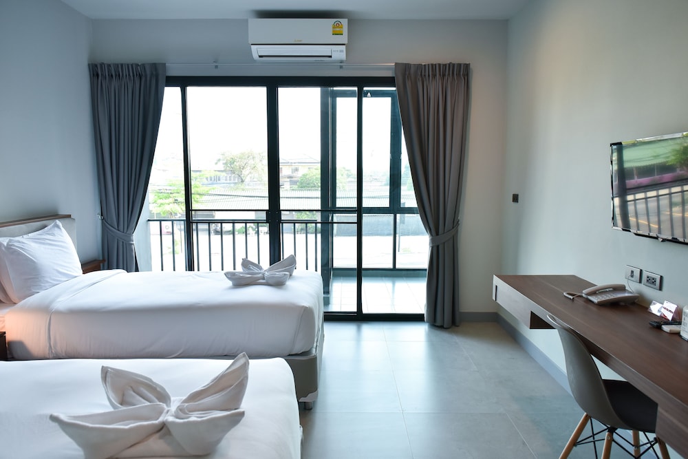 Deluxe Double Room photo 3