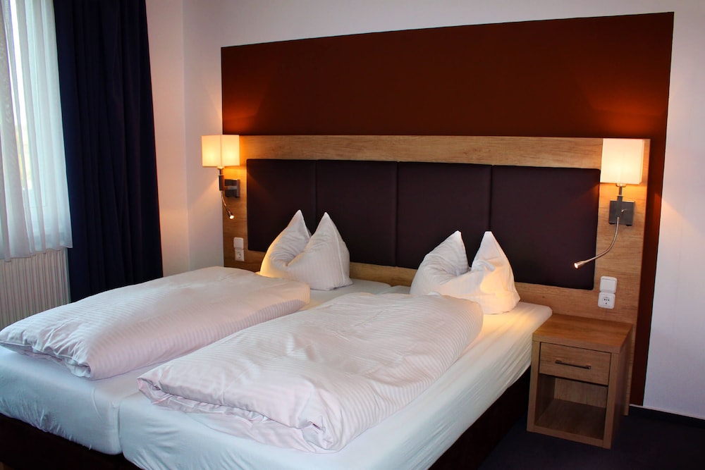Standard Double Room photo 2