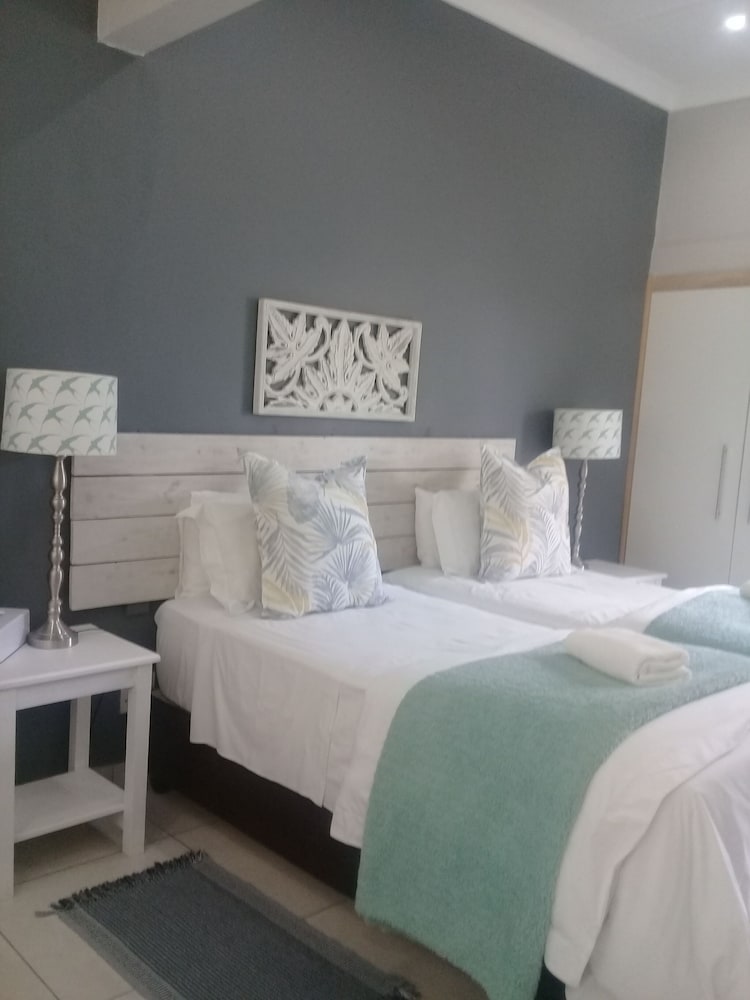 Room 4 @ 21 photo 1