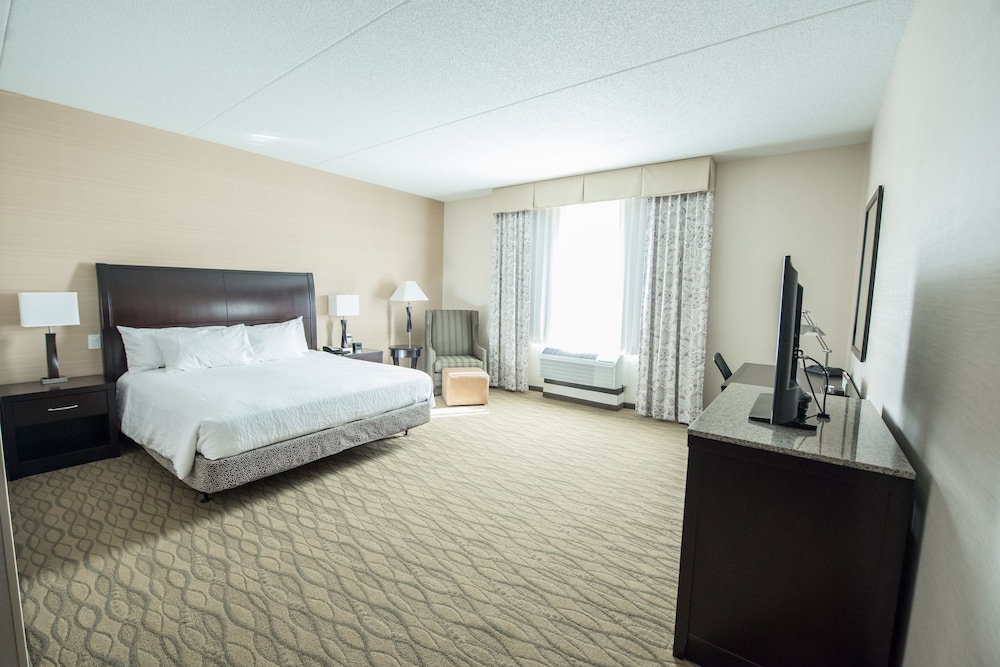 Room, 1 Bedroom, Accessible (Roll In Shower) photo 2