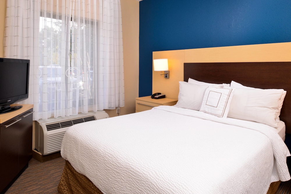 Suite, 1 Bedroom, Non Smoking (Mobility/Hearing Access, Transf Shwr) photo 1