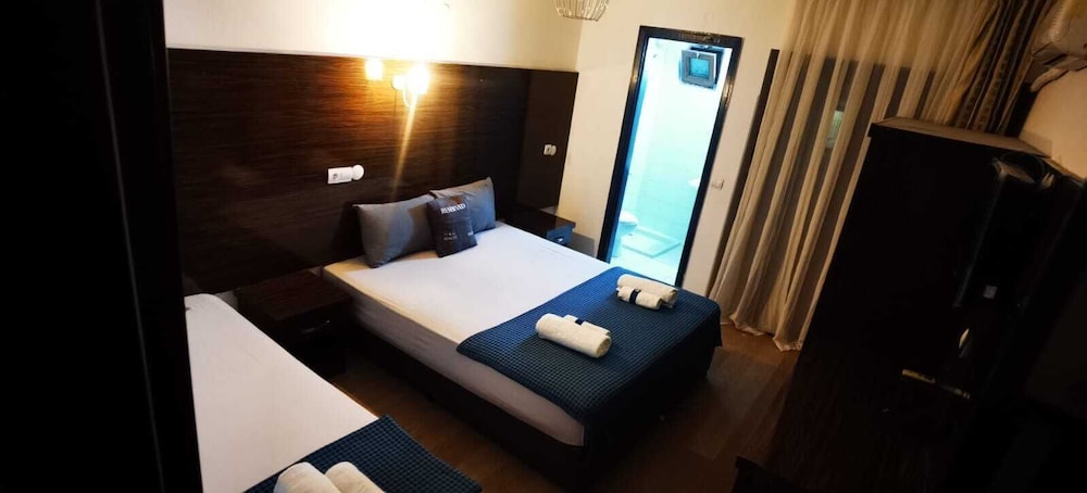 Standard Double Room, Balcony, Garden View photo 2