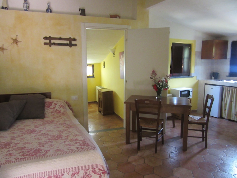 One Bedroom Apartment for 4 people B4 photo 1