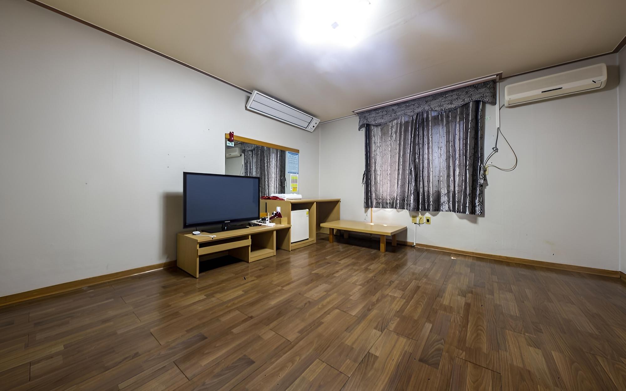 Room (Ondol) - Photo 3