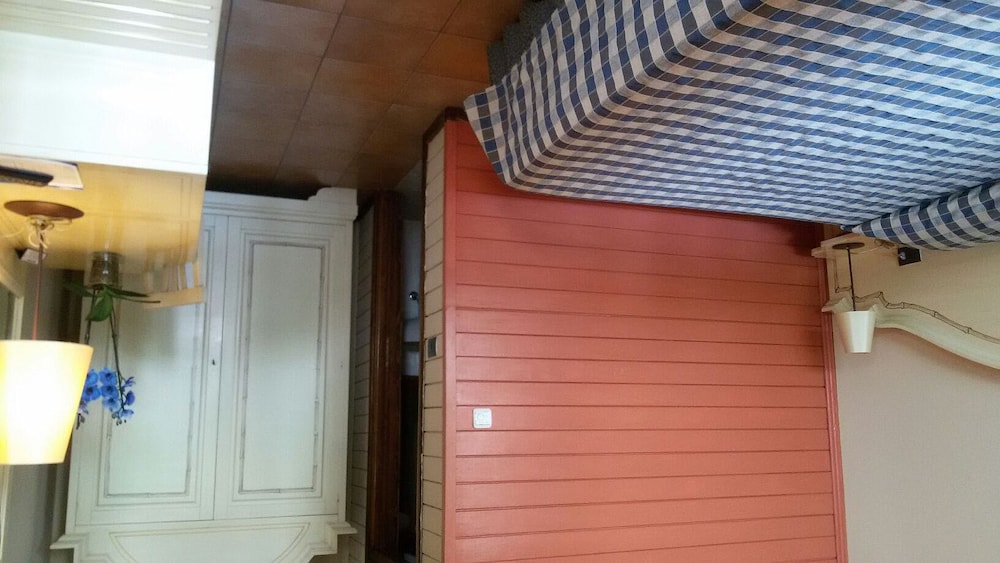 Standard Room photo 2