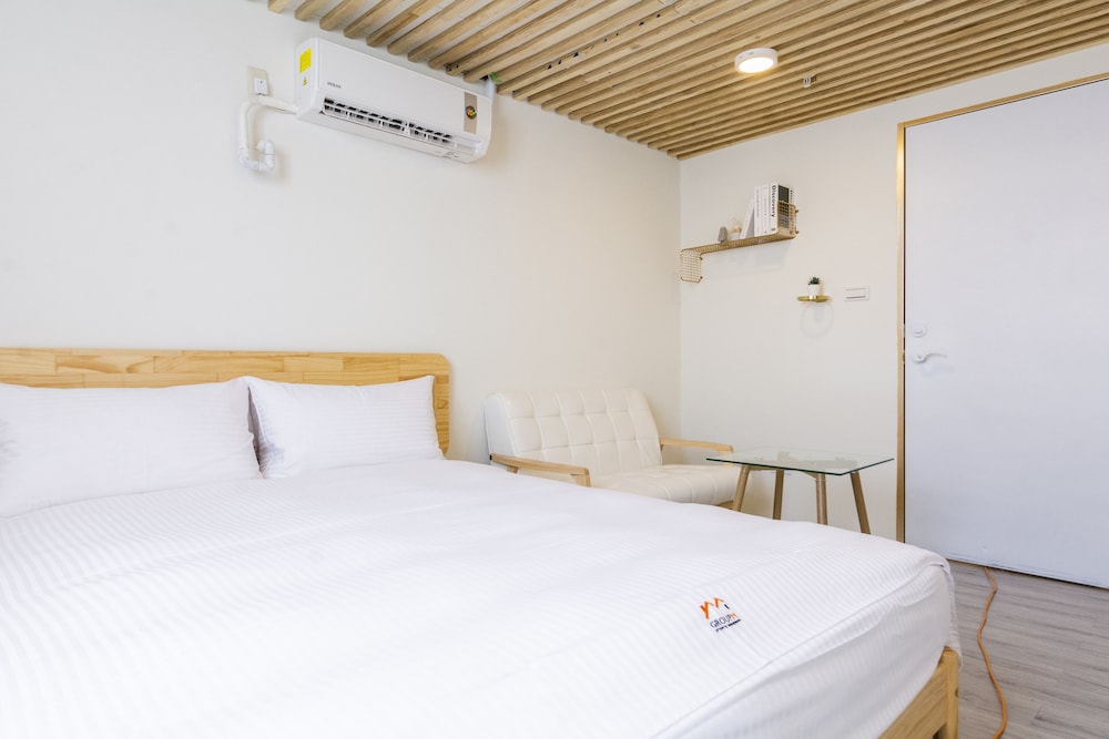 Standard Double Room - Photo 4