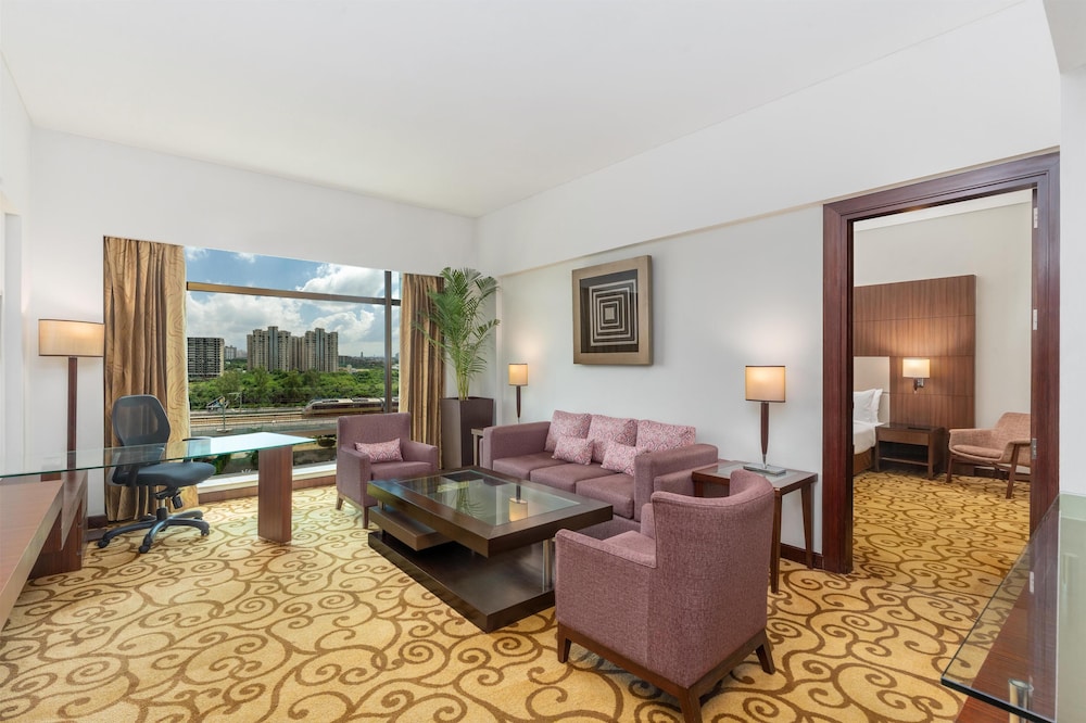 Executive Suite photo 2