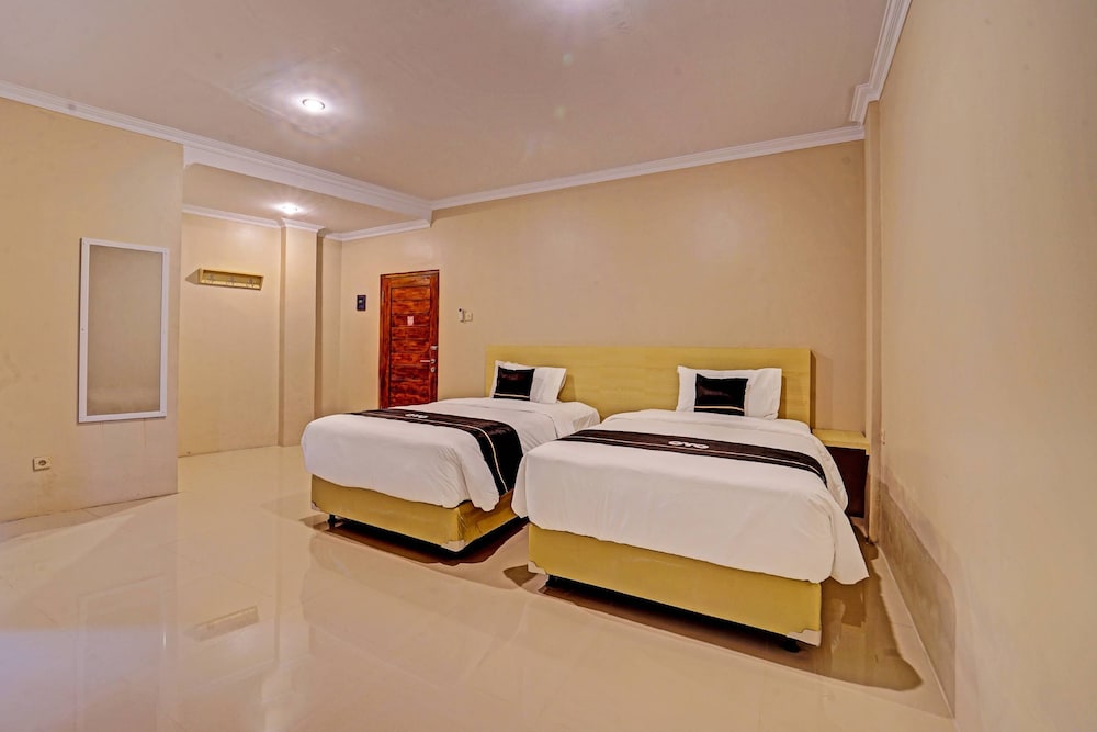 Deluxe Twin Room - Photo 1