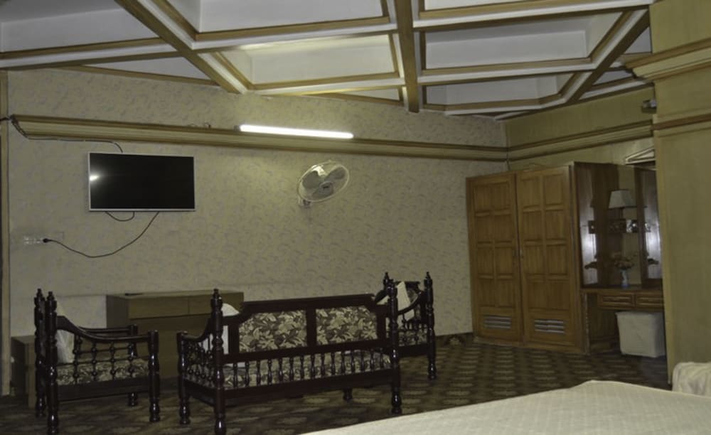 Executive Room photo 2