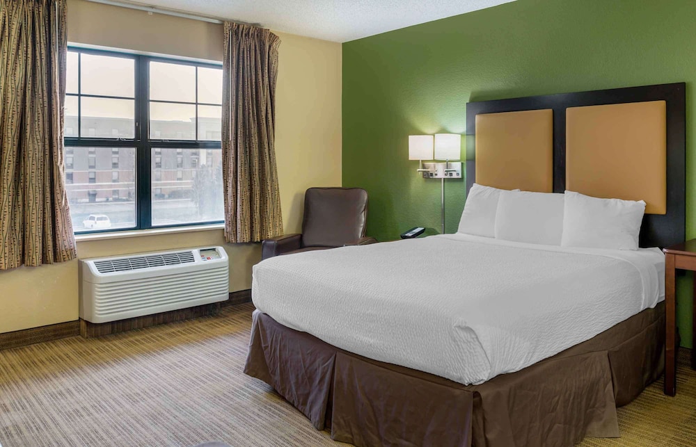 Studio, 1 Queen Bed, Non Smoking - Photo 1